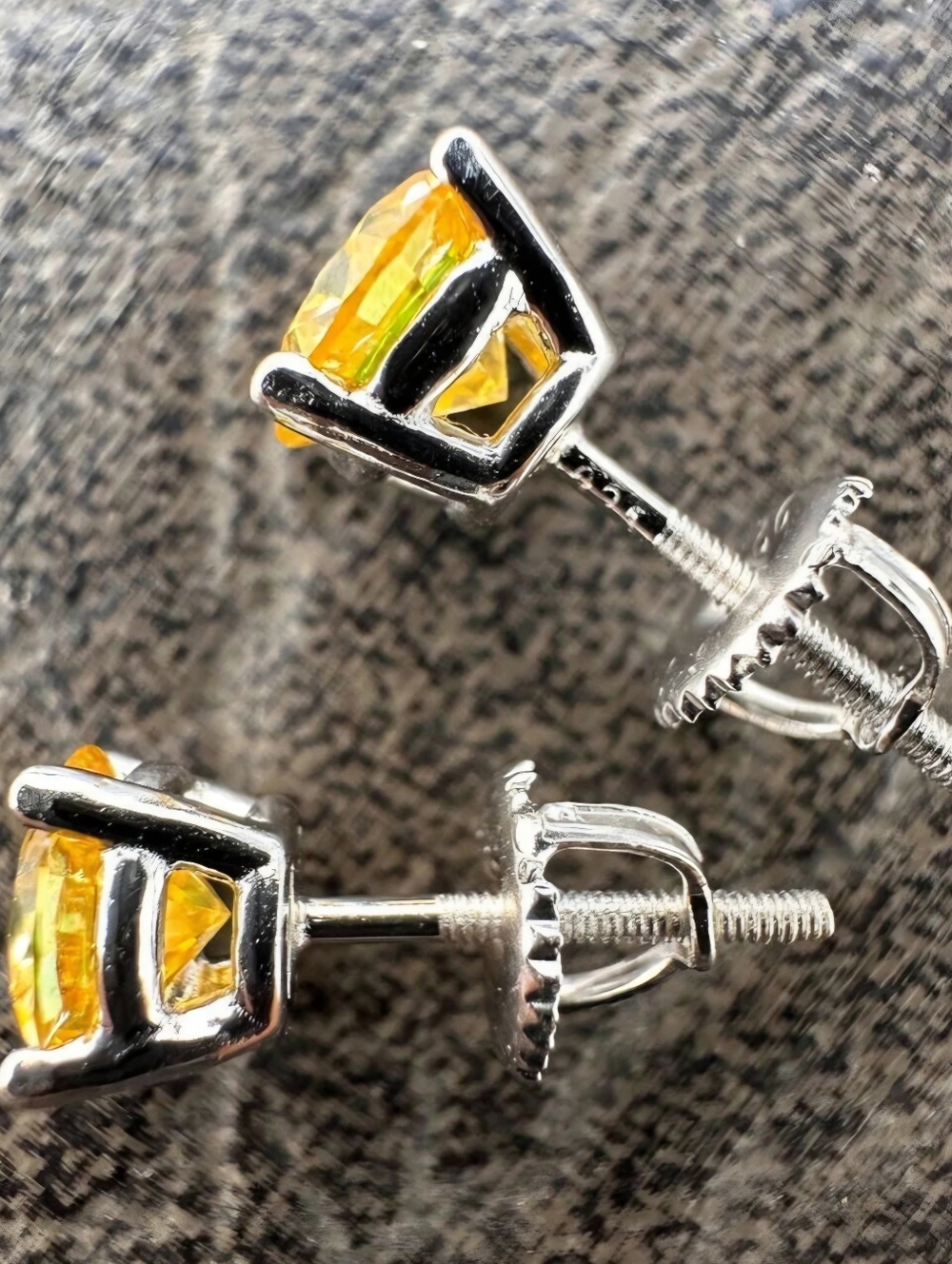 Canary Yellow Moissanite Screwback Stud Earrings 925 Silver 5mm NEW - Picture 6 of 10